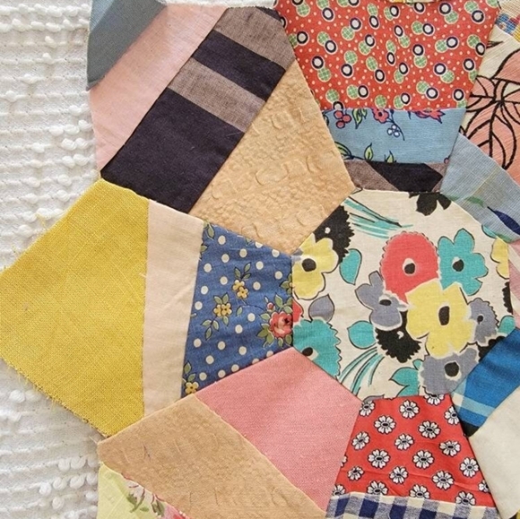 Vintage Quilt Block - Picture 2 of 7